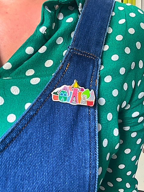 Broche village 4 – Image 2