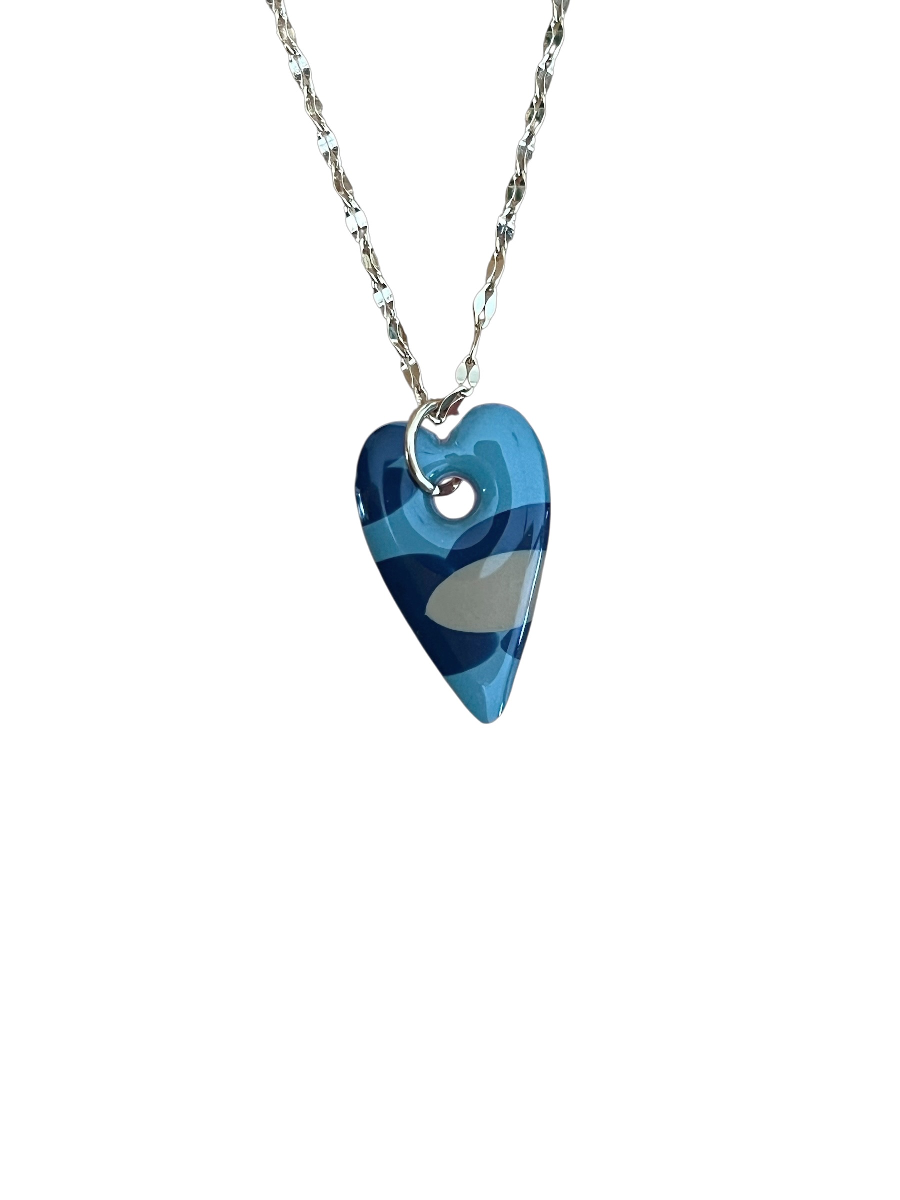 Collier coeur allongé 3 – Image 2